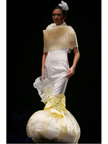 cos-china-fashion-week-yellow-flower-dress-lgn